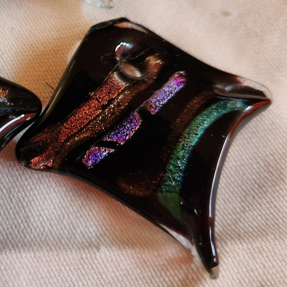 Pendants (4) - Picture 2 of 4